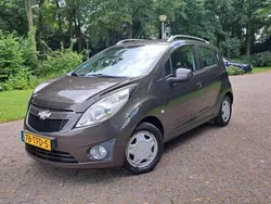 Bruin Gebruikt 2012 Chevrolet Spark LS Hatchback | € 1.899 (Eerlijke prijs)