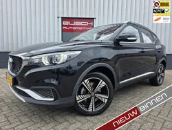 Zwart Gebruikt 2020 MG ZS Luxury Sedan | € 14.995 (Eerlijke prijs)