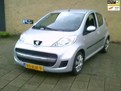 Grijs Gebruikt 2011 Peugeot 107 Hatchback | € 3.650 (Iets duurder)