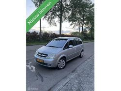 Grijs Gebruikt 2004 Opel Meriva Cosmo MPV | € 1.495 (Eerlijke prijs)