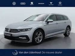Grijs Gebruikt 2020 VW Passat Business Stationwagen | € 24.950 (Eerlijke prijs)