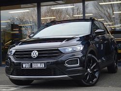 Zwart Gebruikt 2020 VW T-Roc Sport SUV | € 25.900 (Eerlijke prijs)