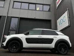 Wit Gebruikt 2014 Citroën C4 Cactus Shine Hatchback | € 7.345 (Eerlijke prijs)