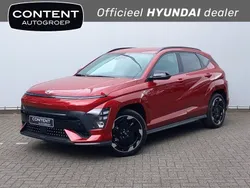 Ultimate red (rood metallic) Nieuw 2025 Hyundai Kona Edition SUV | € 40.740 (Eerlijke prijs)