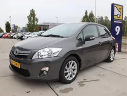 Grijs Gebruikt 2012 Toyota Auris Hybrid Business Edition Hatchback | € 7.949 (Goede deal)