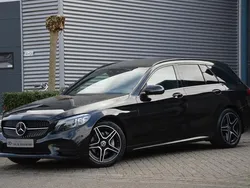 Zwart Gebruikt 2021 Mercedes C180 AMG line Stationwagen | € 31.950 (Eerlijke prijs)
