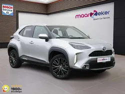 Grijs Gebruikt 2022 Toyota Yaris Cross SUV | € 26.950 (Eerlijke prijs)