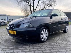 Zwart Gebruikt 2005 Seat Ibiza Reference Hatchback | € 1.399 (Eerlijke prijs)