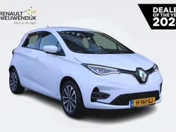 Blanc glacier 369 Gebruikt 2020 Renault Zoe Intens Hatchback | € 13.445 (Eerlijke prijs)