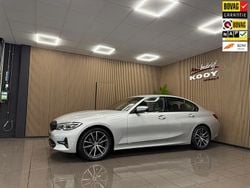 Grijs Gebruikt 2020 BMW 318 Executive Sedan | € 25.270