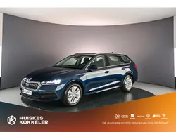 Blauw Gebruikt 2023 Skoda Octavia Business Line Stationwagen | € 33.900 (Iets duurder)