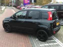 Zwart Gebruikt 2015 Fiat Panda Lounge Hatchback | € 6.250 (Eerlijke prijs)