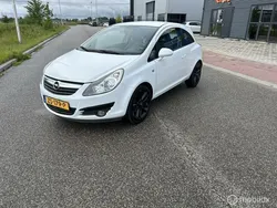 Wit Gebruikt 2009 Opel Corsa Edition Hatchback | € 3.450 (Eerlijke prijs)