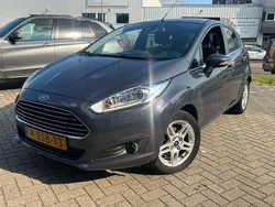 Grijs Gebruikt 2015 Ford Fiesta Titanium Hatchback | € 7.100 (Super prijs)