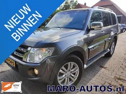 Grijs Gebruikt 2013 Mitsubishi Pajero Instyle SUV | € 18.950