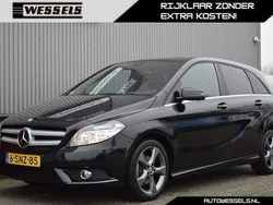 Zwart, metallic lak Gebruikt 2013 Mercedes B180 Ambition MPV | € 13.500 (Eerlijke prijs)