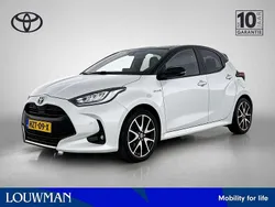 Wit Gebruikt 2020 Toyota Yaris Hybrid Executive Hatchback | € 20.445 (Eerlijke prijs)