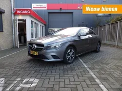 Grijs Gebruikt 2014 Mercedes CLA180 Sedan | € 10.490 (Eerlijke prijs)