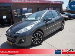 Grijs Gebruikt 2012 Peugeot 207 Urban Move Hatchback | € 5.950