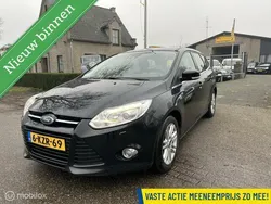 Zwart Gebruikt 2012 Ford Focus Titanium Stationwagen | € 1.850