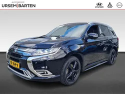 Zwart Gebruikt 2018 Mitsubishi Outlander P-HEV Instyle SUV | € 21.930 (Eerlijke prijs)