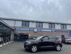 Zwart, metallic lak Gebruikt 2018 Volvo XC40 Momentum SUV | € 21.950
