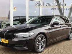 Zwart Gebruikt 2022 BMW 530e Stationwagen | € 36.815 (Super prijs)