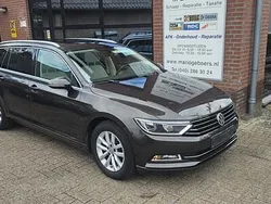 Zwart Gebruikt 2016 VW Passat Highline Stationwagen | € 17.950 (Super prijs)
