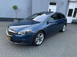 Blauw Gebruikt 2017 Opel Insignia Stationwagen | € 16.445