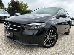 Zwart Gebruikt 2019 Mercedes B180 Business MPV | € 18.990 (Goede deal)