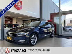 Blauw Gebruikt 2015 VW Passat Highline Stationwagen | € 14.950 (Eerlijke prijs)