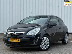 Zwart Gebruikt 2011 Opel Corsa Edition Hatchback | € 2.499 (Eerlijke prijs)