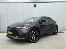 Paars Gebruikt 2024 Toyota C-HR SUV | € 33.999 (Goede deal)