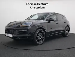 Zwart Gebruikt 2025 Porsche Cayenne SUV | € 122.950 (Eerlijke prijs)