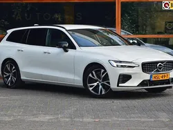 Wit Gebruikt 2022 Volvo V60 R-Design Stationwagen | € 32.950 (Super prijs)