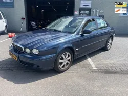 Blauw Gebruikt 2006 Jaguar X-type SE Sedan | € 2.299 (Eerlijke prijs)