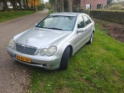 Gebruikt 2003 Mercedes C180 Sedan | € 3.750 (Eerlijke prijs)