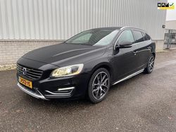 Zwart Gebruikt 2013 Volvo V60 Summum Stationwagen | € 8.250 (Eerlijke prijs)