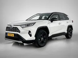 Wit metallic Gebruikt 2021 Toyota RAV4 SUV | € 34.950 (Eerlijke prijs)