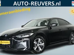 Zwart Gebruikt 2022 BMW i4 Comfort Edition Sedan | € 38.900 (Super prijs)