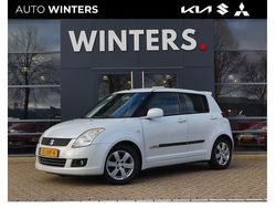 Wit (parellak) Gebruikt 2009 Suzuki Swift Hatchback | € 6.750 (Duur)