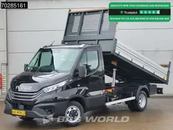Zwart Nieuw 2025 Iveco Daily Van | € 44.900