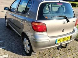 Gebruikt 2005 Toyota Yaris Sedan | € 3.850 (Duur)