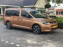 Bruin Gebruikt 2022 VW Caddy Maxi Style MPV | € 36.500 (Iets duurder)