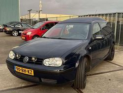 Blauw Gebruikt 2003 VW Golf Stationwagen | € 1.500