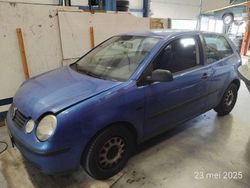 Blauw Gebruikt 2005 VW Polo Sportline Hatchback | € 450 (Goede deal)