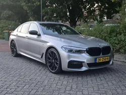 Grijs, metallic lak Gebruikt 2019 BMW 530 Efficient Dynamics Sedan | € 25.750 (Eerlijke prijs)