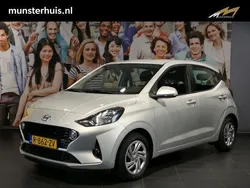 Grijs Gebruikt 2023 Hyundai i10 Comfort Hatchback | € 18.995 (Eerlijke prijs)