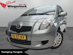 Grijs Gebruikt 2007 Toyota Yaris Hatchback | € 6.749 (Eerlijke prijs)