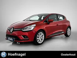 Rood Gebruikt 2018 Renault Clio IV Bose Edition Hatchback | € 9.950 (Goede deal)